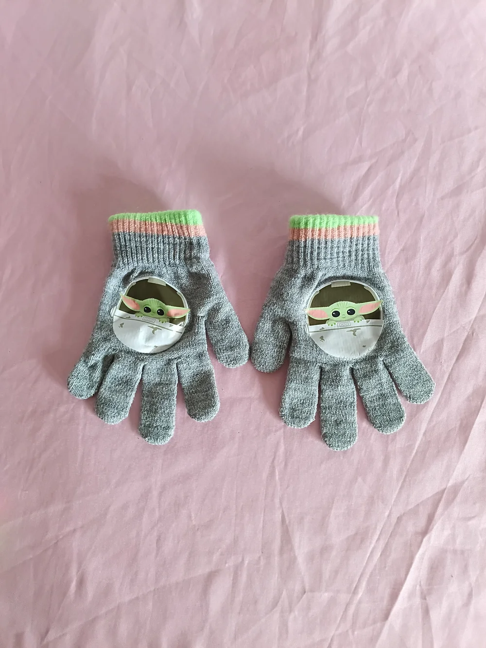 Star Wars Baby Grogu Yoda Mandalorian Grey Winter Beanie With Gloves One Size